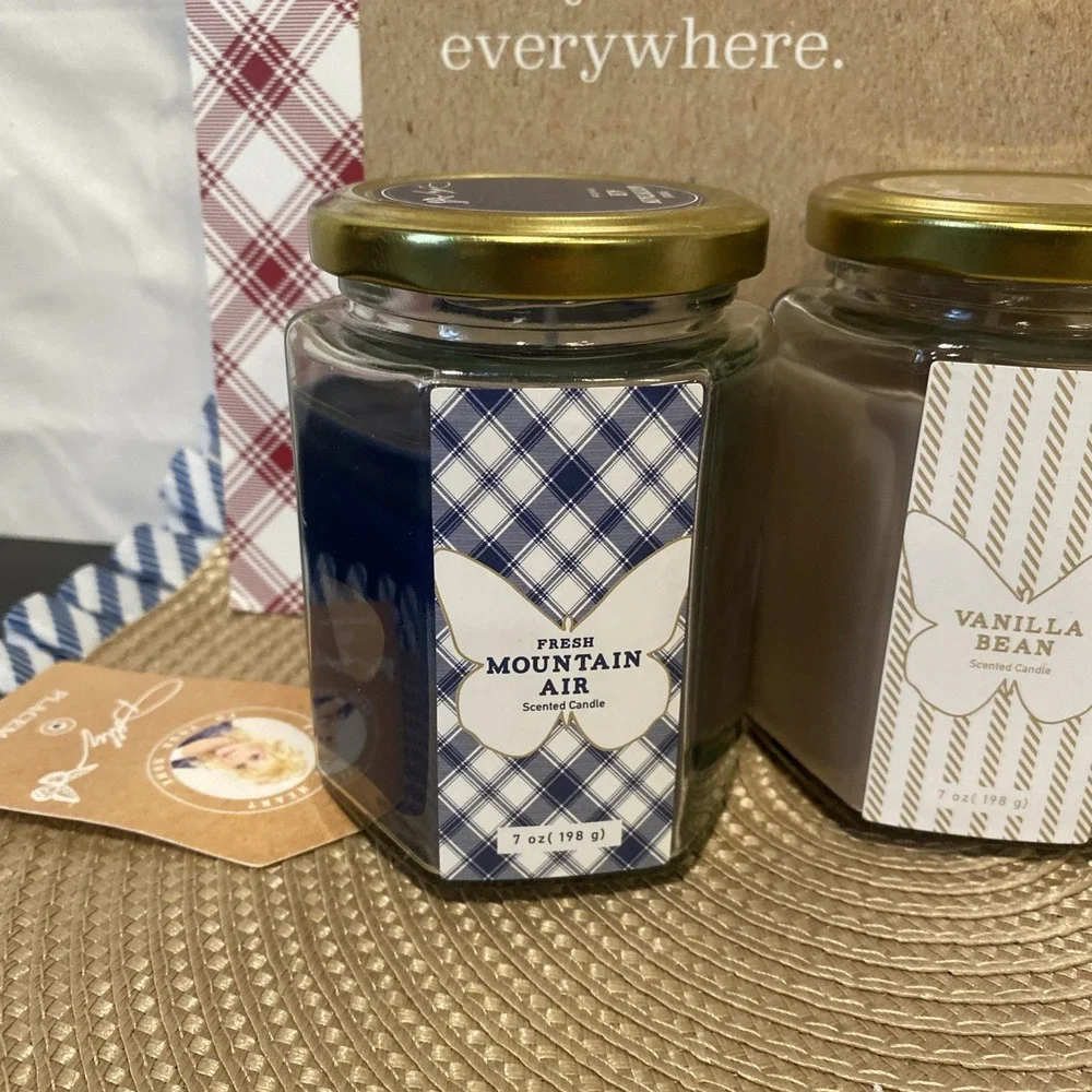 3 Jar Candle Dolly Parton Scented 7 Oz Hard 2 Find Set Is 3 NEW‎